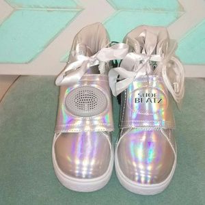 bluetooth tennis shoes